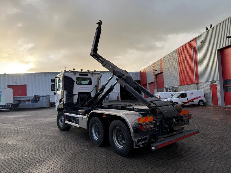 Renault C480 / ENGINE RUNNING / 6X4 / HIAB 21TON HOOKLIFT / ONLY:146334 KM / AUTOMATIC / EURO-6 / 2020 - Hook lift truck: picture 5 Renault C480 / ENGINE RUNNING / 6X4 / HIAB 21TON HOOKLIFT / ONLY:146334 KM / AUTOMATIC / EURO-6 / 2020 - Hook lift truck: picture 5