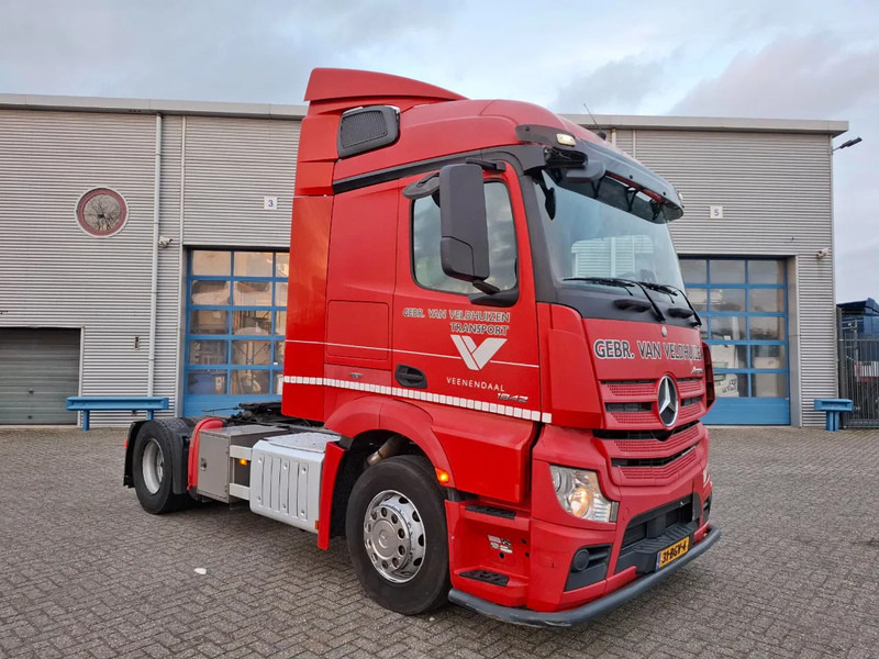 Mercedes-Benz Actros 1942 / NL TRUCK / TUV:25-08-2026 / ONLY:632483 KM / LWDS / CLEAN TRUCK / AUTOMATIC / EURO-6 / 2016 - Tractor unit: picture 2 Mercedes-Benz Actros 1942 / NL TRUCK / TUV:25-08-2026 / ONLY:632483 KM / LWDS / CLEAN TRUCK / AUTOMATIC / EURO-6 / 2016 - Tractor unit: picture 2
