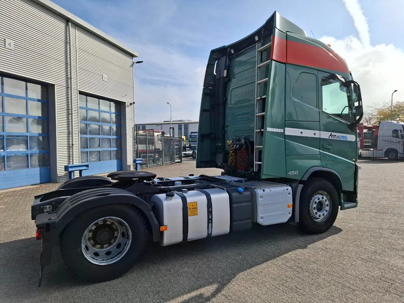 Volvo FH4-460 / VEB+ / DOUBLE TANK / FRIDGE / AIRCO / AUTOMATIC / EURO-6 / 2014 - Tractor unit: picture 5 Volvo FH4-460 / VEB+ / DOUBLE TANK / FRIDGE / AIRCO / AUTOMATIC / EURO-6 / 2014 - Tractor unit: picture 5