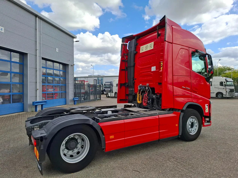 Volvo FH4-500 / VEB+ / LB-CHASSIS / DOUBLE TANK / I-PARKCOOL / TUV:19-06-2026 / LWDS / AUTOMATIC / EURO-6 / 2020 - Tractor unit: picture 5 Volvo FH4-500 / VEB+ / LB-CHASSIS / DOUBLE TANK / I-PARKCOOL / TUV:19-06-2026 / LWDS / AUTOMATIC / EURO-6 / 2020 - Tractor unit: picture 5