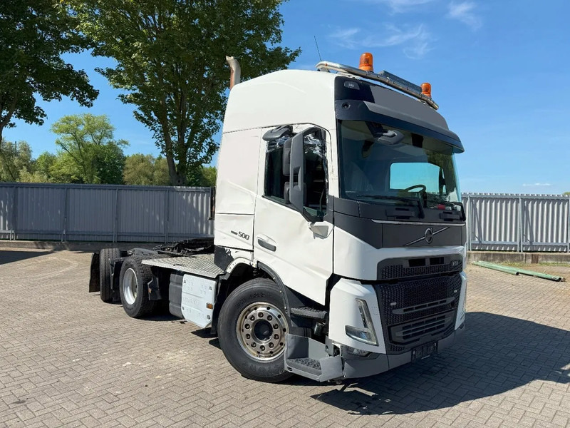 Volvo FM5-500 / ENGINE RUNNING / HYDRAULICS / DYNAMIC STEERING / ONLY:228169 KM / FULL-AIR / LIFT+LENKACHSE / VEB+ / ACC / LWDS / AUTO - Tractor unit: picture 2 Volvo FM5-500 / ENGINE RUNNING / HYDRAULICS / DYNAMIC STEERING / ONLY:228169 KM / FULL-AIR / LIFT+LENKACHSE / VEB+ / ACC / LWDS / AUTO - Tractor unit: picture 2
