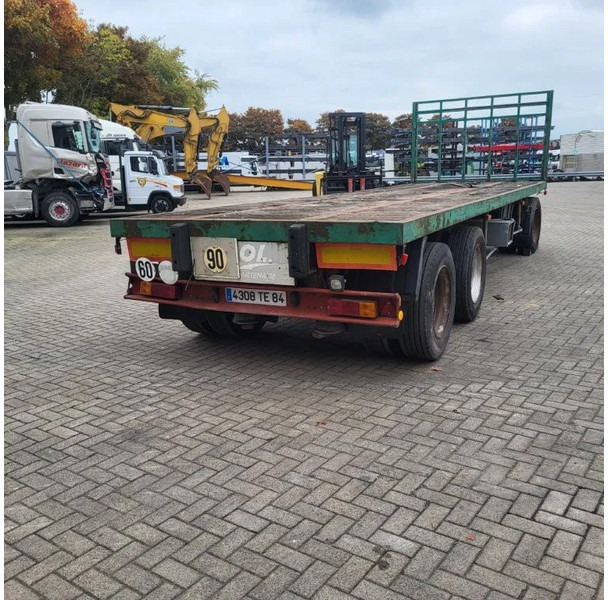Trouillet RT 3240 / AIR SUSPENSION / PLATEAU 8M / LOADING HEIGHT:115CM / DRUM BRAKES / 3X ROR AXLES / 1990 - Trailer: picture 4 Trouillet RT 3240 / AIR SUSPENSION / PLATEAU 8M / LOADING HEIGHT:115CM / DRUM BRAKES / 3X ROR AXLES / 1990 - Trailer: picture 4