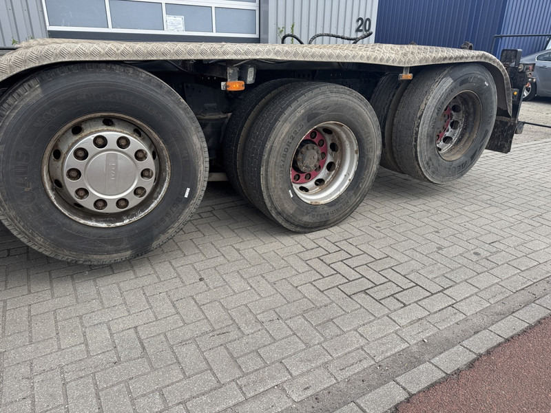 Cab chassis truck DAF XF-510 8x2 Chassis, Manual: picture 10