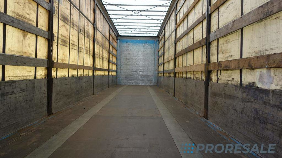 KÖGEL SN 24 MEGA - bočnicový - Curtainsider semi-trailer: picture 4 KÖGEL SN 24 MEGA - bočnicový - Curtainsider semi-trailer: picture 4