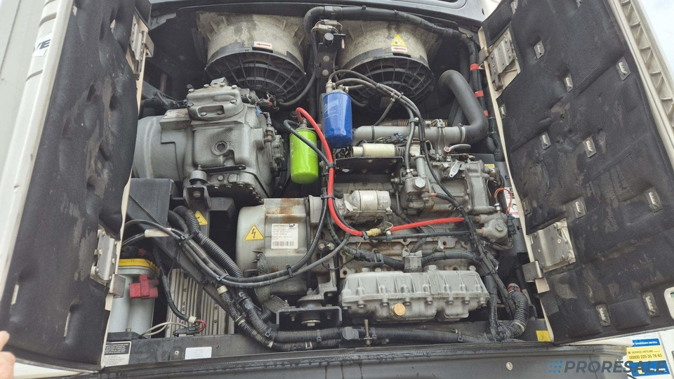 Lease a  KRONE COOL LINER SD mrazírenský - MULTITEMP - dělící stěna + agregát CARRIER VECTOR 1950 Mt KRONE COOL LINER SD mrazírenský - MULTITEMP - dělící stěna + agregát CARRIER VECTOR 1950 Mt: picture 6