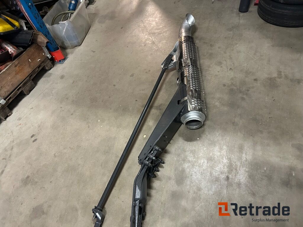 Avgasrör ljuddämpare Scania , nytt - Exhaust pipe for Truck: picture 2 Avgasrör ljuddämpare Scania , nytt - Exhaust pipe for Truck: picture 2