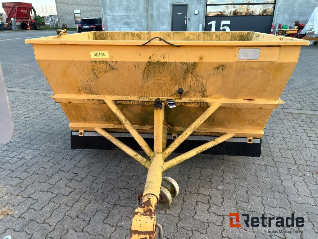 Efterløber Falköping T20 E sand/saltudlægger - Construction equipment: picture 2 Efterløber Falköping T20 E sand/saltudlægger - Construction equipment: picture 2