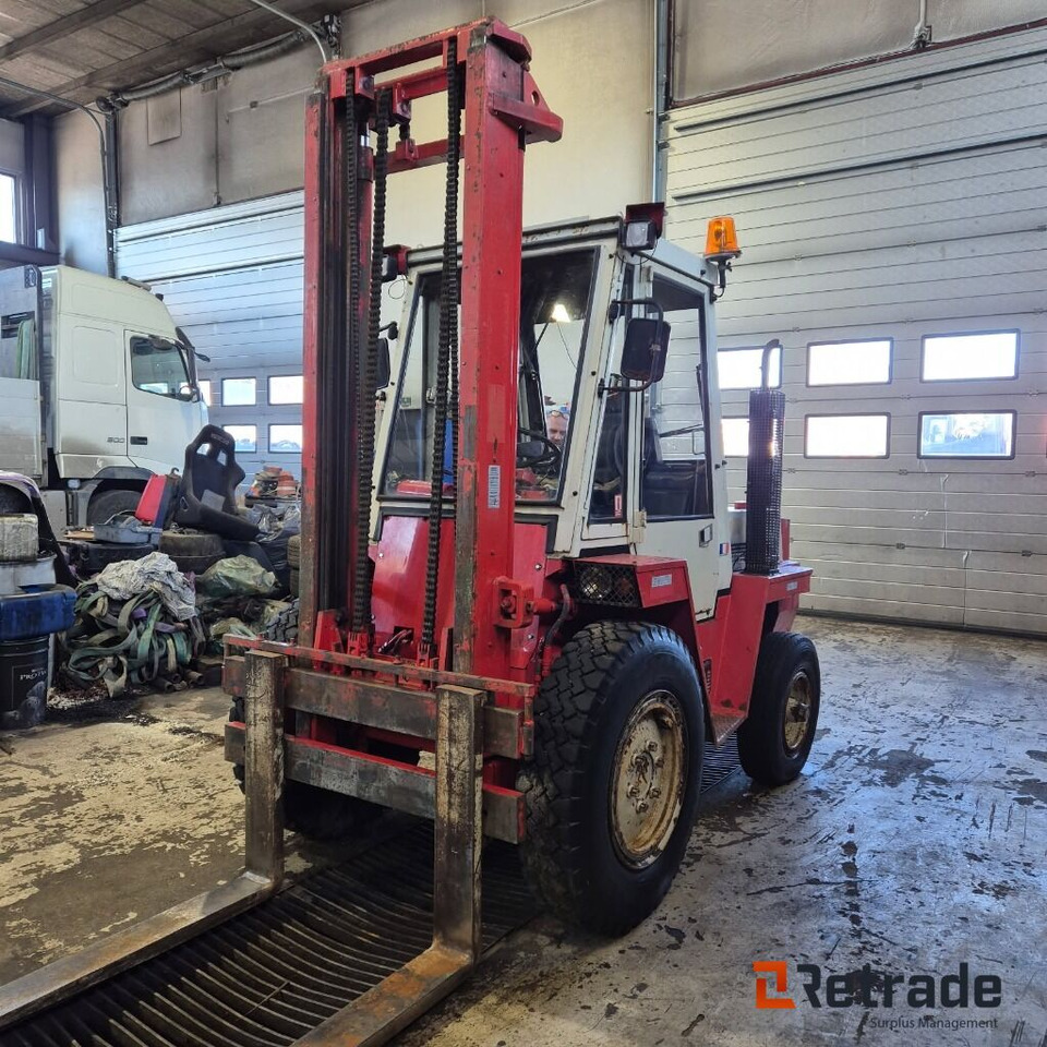 Gaffeltruck MANITOU MC 30 - Industrial equipment: picture 1 Gaffeltruck MANITOU MC 30 - Industrial equipment: picture 1