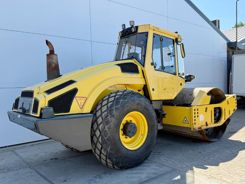 Bomag BW213DH-4 - EVIB/BVC / German Machine / Airco - Roller: picture 5 Bomag BW213DH-4 - EVIB/BVC / German Machine / Airco - Roller: picture 5