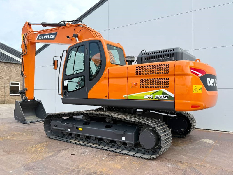 Develon Doosan DX205 - New / Unused / Hammer Lines - Crawler excavator: picture 3 Develon Doosan DX205 - New / Unused / Hammer Lines - Crawler excavator: picture 3