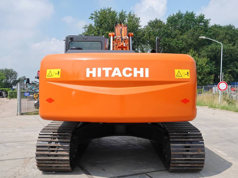 Hitachi ZX220LC - New / Unused / ISUZU Engine - Crawler excavator: picture 4 Hitachi ZX220LC - New / Unused / ISUZU Engine - Crawler excavator: picture 4