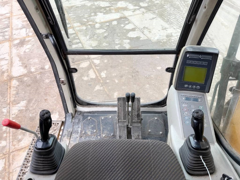 Crawler excavator Liebherr R944C - 19m Long Reach / EXTRA ARM INCLUDED: picture 8 Crawler excavator Liebherr R944C - 19m Long Reach / EXTRA ARM INCLUDED: picture 8