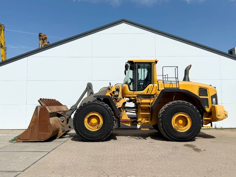 Volvo L220G - German Machine / 3rd Function - Wheel loader: picture 1 Volvo L220G - German Machine / 3rd Function - Wheel loader: picture 1