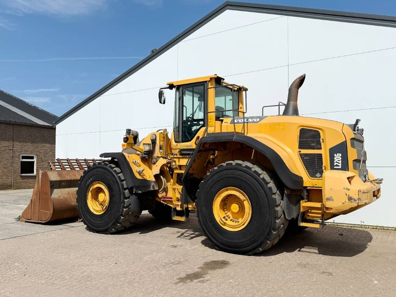 Volvo L220G - German Machine / 3rd Function - Wheel loader: picture 3 Volvo L220G - German Machine / 3rd Function - Wheel loader: picture 3