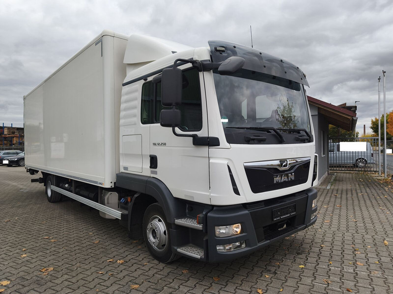 MAN TGL 12.250 - Box truck: picture 2 MAN TGL 12.250 - Box truck: picture 2