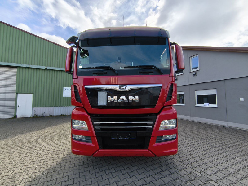 MAN TGX 26.500 BDF 6x2 Euro 6 Retarder Standard Lift+Lenk Euro 6 (29 - Cab chassis truck: picture 3 MAN TGX 26.500 BDF 6x2 Euro 6 Retarder Standard Lift+Lenk Euro 6 (29 - Cab chassis truck: picture 3