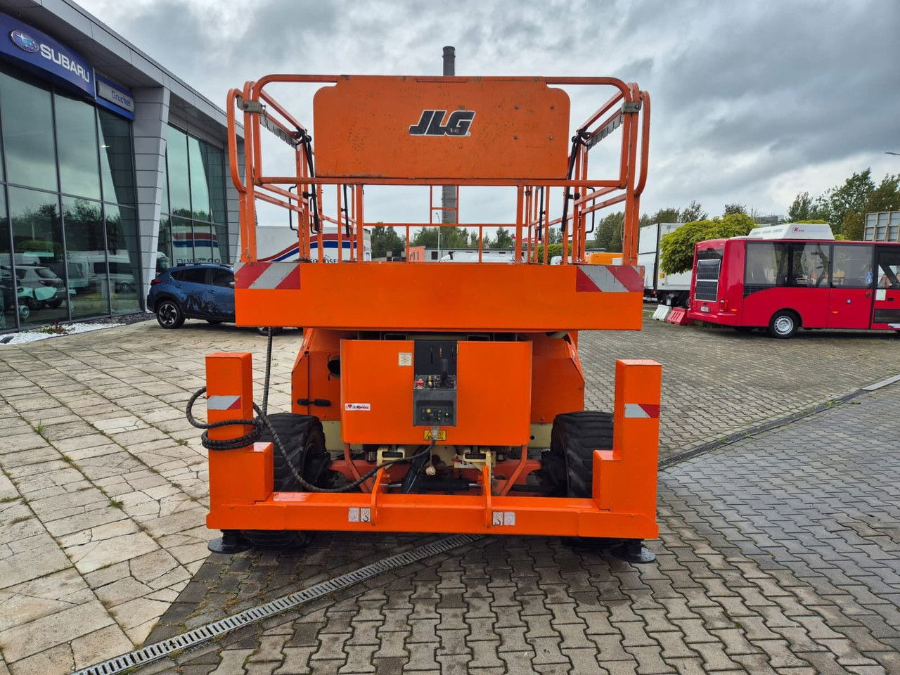 JLG 3394RT / 4X4 / 1 Owner - Scissor lift: picture 5 JLG 3394RT / 4X4 / 1 Owner - Scissor lift: picture 5