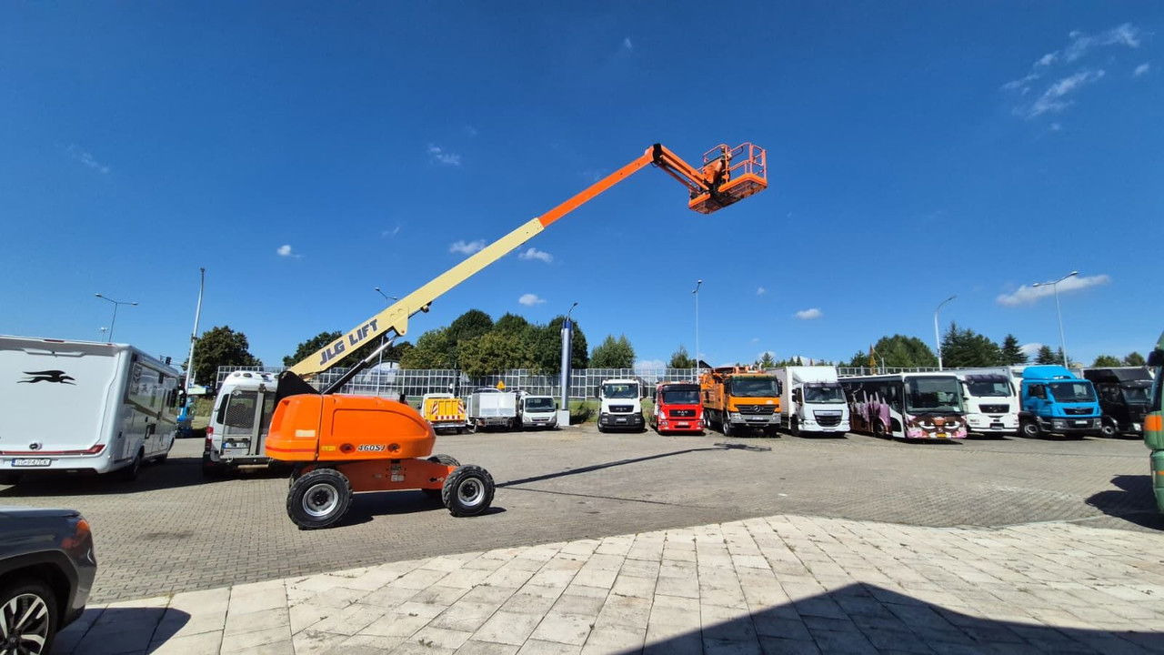 JLG 460SJ / 1 Owner / Works Great - Telescopic boom: picture 5 JLG 460SJ / 1 Owner / Works Great - Telescopic boom: picture 5