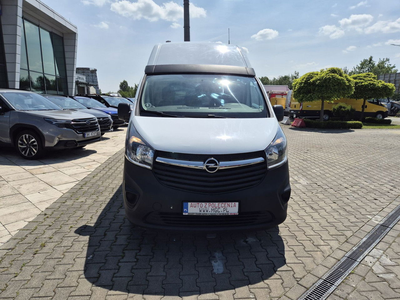 Opel Vivaro 2900 / 125KM / E6 / L2H2 Maxi / Mobile Service / 1 Owner - Small van: picture 5 Opel Vivaro 2900 / 125KM / E6 / L2H2 Maxi / Mobile Service / 1 Owner - Small van: picture 5