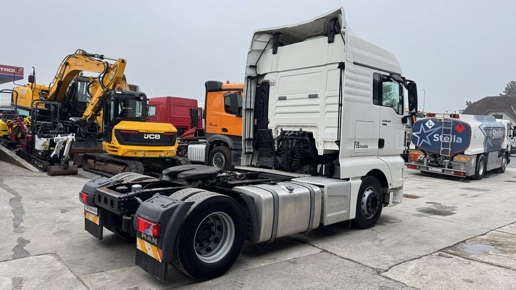 MAN TGX 18.440 4X2 tractor unit - retarder - Tractor unit: picture 4 MAN TGX 18.440 4X2 tractor unit - retarder - Tractor unit: picture 4