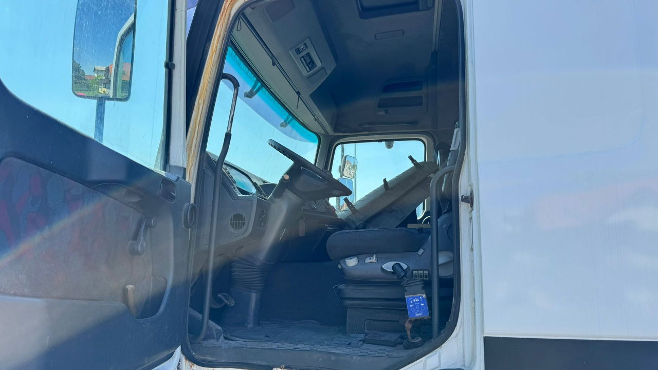 Tractor unit Mercedes-Benz Actros 1853 LS 4x2 tractor unit - retarder - tipp. hydraulics: picture 16