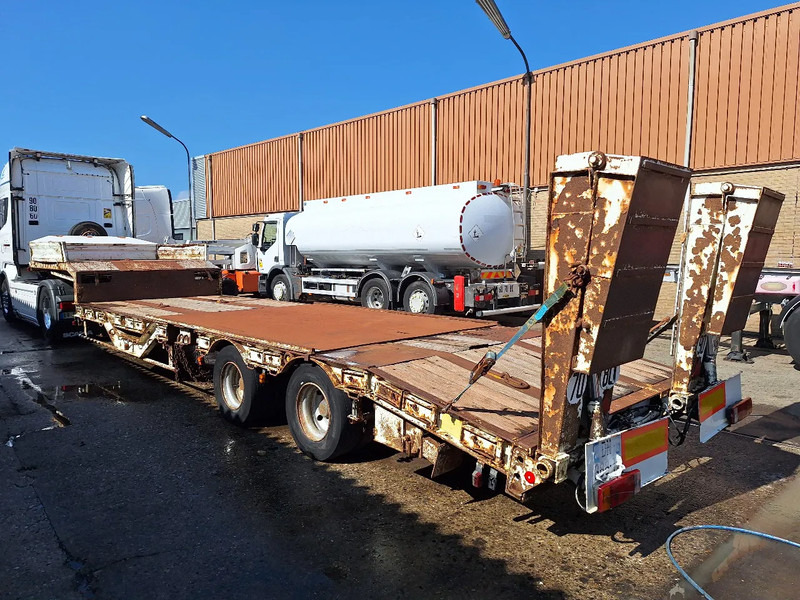 ACTM S32215C - Low loader semi-trailer: picture 1 ACTM S32215C - Low loader semi-trailer: picture 1