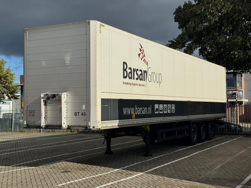 Schmitz Cargobull - Closed box semi-trailer: picture 2 Schmitz Cargobull - Closed box semi-trailer: picture 2