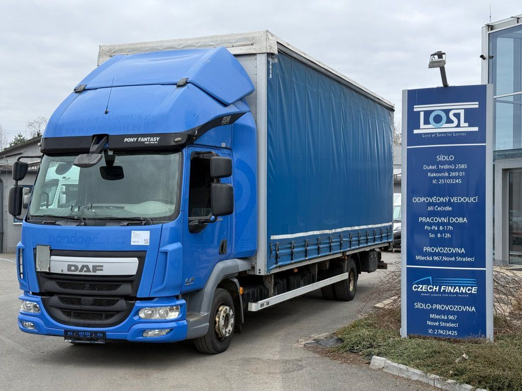 DAF LF220 EURO 6 - Curtainsider truck: picture 1 DAF LF220 EURO 6 - Curtainsider truck: picture 1