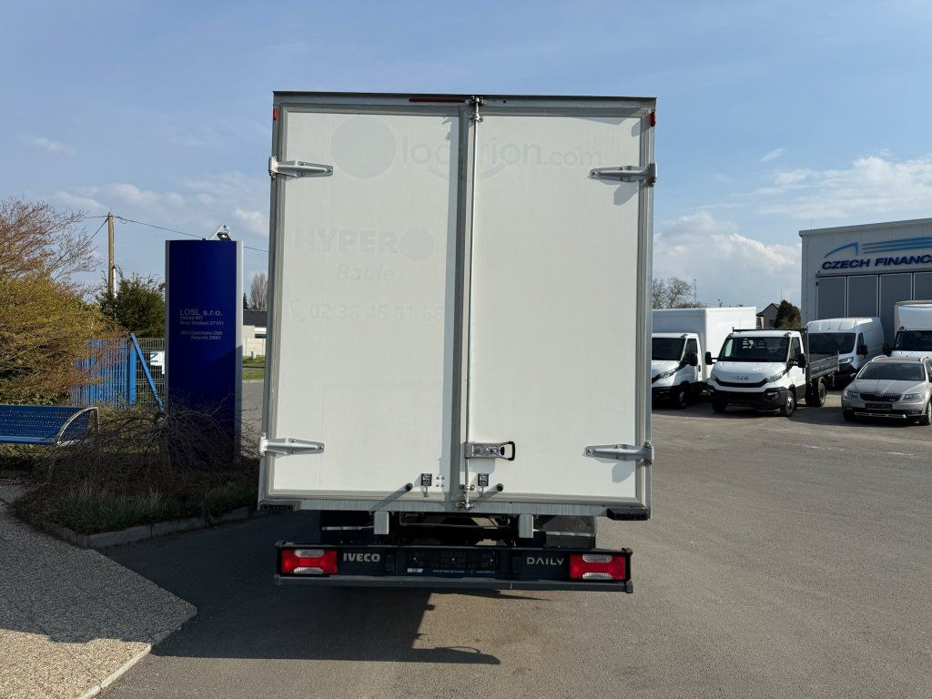 Iveco 35C16 Daily - Box van: picture 5 Iveco 35C16 Daily - Box van: picture 5
