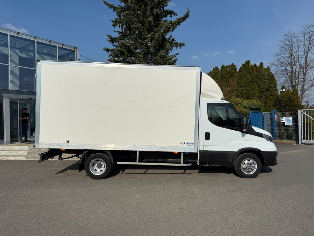Iveco 35C16 Daily - Box van: picture 3 Iveco 35C16 Daily - Box van: picture 3