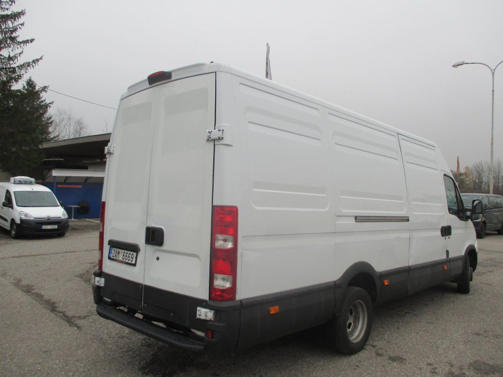 Iveco Daily 50C15 Carrier 350 - Refrigerated van: picture 5 Iveco Daily 50C15 Carrier 350 - Refrigerated van: picture 5