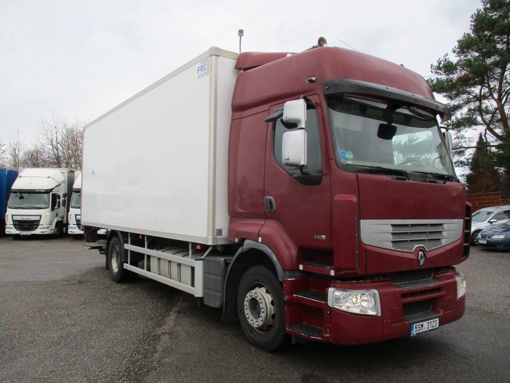Renault Premium 460 - Refrigerator truck: picture 3 Renault Premium 460 - Refrigerator truck: picture 3