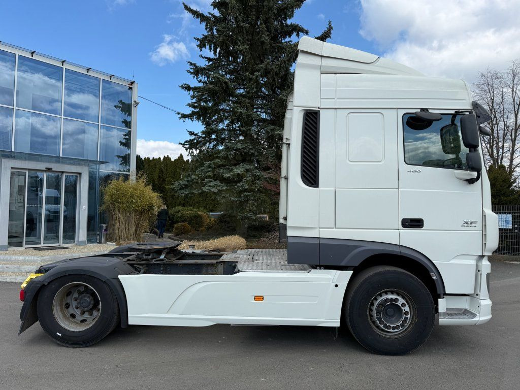 DAF XF460 EURO 6 - Tractor unit: picture 4 DAF XF460 EURO 6 - Tractor unit: picture 4