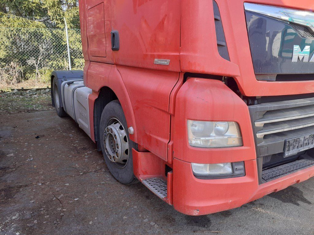MAN TGX18.460 XLX Motorschaden/engine damage - Tractor unit: picture 5 MAN TGX18.460 XLX Motorschaden/engine damage - Tractor unit: picture 5