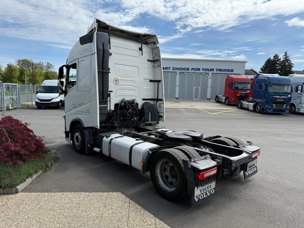 Volvo FH500 EURO 6 MEGA/lowdeck - Tractor unit: picture 5 Volvo FH500 EURO 6 MEGA/lowdeck - Tractor unit: picture 5