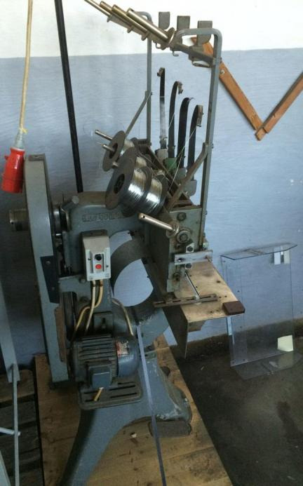 Bostitch M 17 multi head wire stitching machine - Printing machinery: picture 3 Bostitch M 17 multi head wire stitching machine - Printing machinery: picture 3