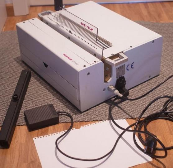 Renz DTP-340 Electric Calendar Punching Machine - Printing machinery: picture 1 Renz DTP-340 Electric Calendar Punching Machine - Printing machinery: picture 1