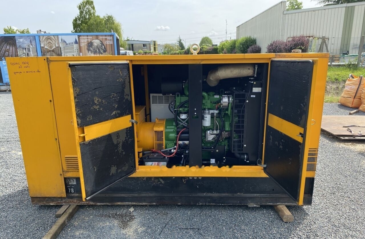 SDMO 80 kVa John Deere - Generator set: picture 3 SDMO 80 kVa John Deere - Generator set: picture 3
