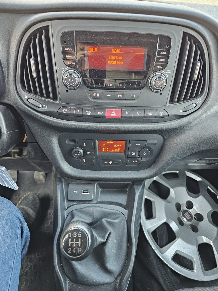 FIAT DOBLO LONG CHLODNIA carrier+230v KLIMA EURO6 - Refrigerated van: picture 5 FIAT DOBLO LONG CHLODNIA carrier+230v KLIMA EURO6 - Refrigerated van: picture 5