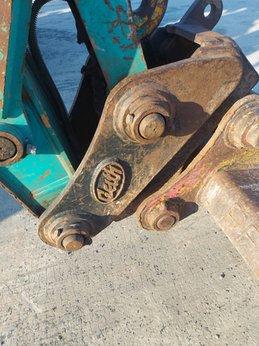 Excavator 2017 Kobelco SK140SR LC-5: picture 6