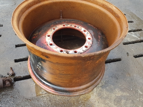 Fendt 724 S4 Massey Ferguson Front Wheel Rim W18x28, Red H718701024018 - Rim for Farm tractor: picture 2 Fendt 724 S4 Massey Ferguson Front Wheel Rim W18x28, Red H718701024018 - Rim for Farm tractor: picture 2