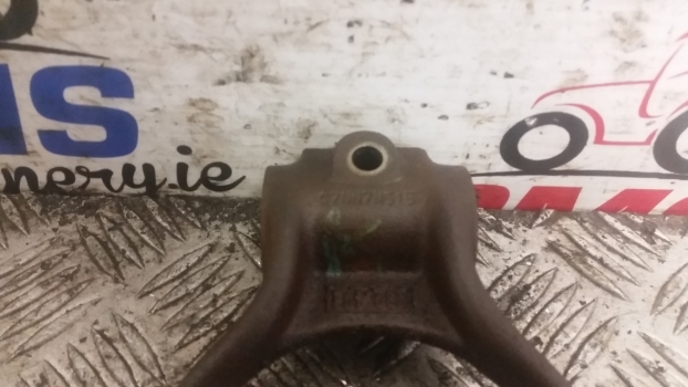 Ford 2600, 3600, 2000 Rear Axle Differential Lock Fork C5nn4n053a, C7nn7n515 - Differential gear for Farm tractor: picture 2 Ford 2600, 3600, 2000 Rear Axle Differential Lock Fork C5nn4n053a, C7nn7n515 - Differential gear for Farm tractor: picture 2