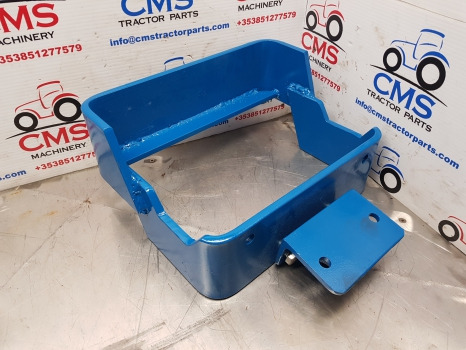 Ford 3000, 2000, 2600, 3600, 4100, 3610, 4100, 3910 Front Weight Carrier - Counterweight: picture 5 Ford 3000, 2000, 2600, 3600, 4100, 3610, 4100, 3910 Front Weight Carrier - Counterweight: picture 5