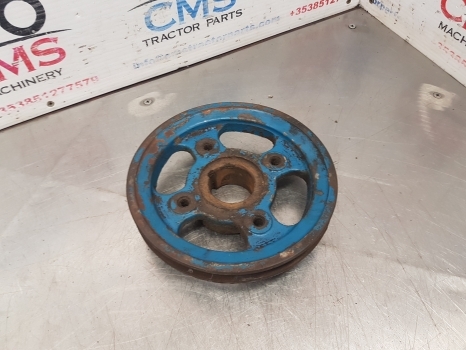 Ford 3000, 4000, 5000, 2110, 2310 Crankshaft Pulley D5nn6a312a ,83903583 - Engine and parts for Farm tractor: picture 3 Ford 3000, 4000, 5000, 2110, 2310 Crankshaft Pulley D5nn6a312a ,83903583 - Engine and parts for Farm tractor: picture 3