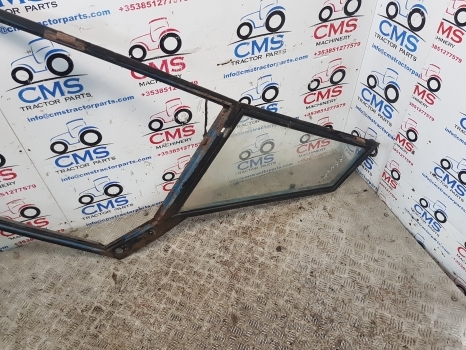 Ford 4110, 5610, 6410, 7410 Lp Cab Door Right 83931994, 83957672 - Door and parts for Farm tractor: picture 2 Ford 4110, 5610, 6410, 7410 Lp Cab Door Right 83931994, 83957672 - Door and parts for Farm tractor: picture 2