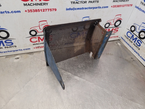 Ford 7910, 7810, 8210 Engine Side Guard, Shield Grill Cut, Parts E9nn19n710aa11b - Grill: picture 5 Ford 7910, 7810, 8210 Engine Side Guard, Shield Grill Cut, Parts E9nn19n710aa11b - Grill: picture 5