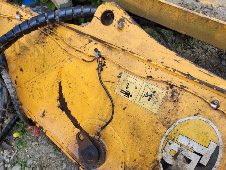 Hyundai Hx220lc Arm 3.9 M 61k6-20400, 61k6-24010 - Boom for Excavator: picture 3 Hyundai Hx220lc Arm 3.9 M 61k6-20400, 61k6-24010 - Boom for Excavator: picture 3