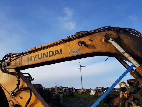 Hyundai Robex R140lc-9a Boom Arm 61e6-1008, 61e6-10082 - Boom for Excavator: picture 4 Hyundai Robex R140lc-9a Boom Arm 61e6-1008, 61e6-10082 - Boom for Excavator: picture 4