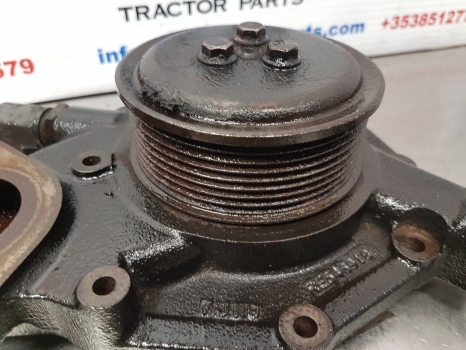 John Deere 6115m, 6115r, 6120, 6120r Water Pump Re523169, Re546918 - Coolant pump for Farm tractor: picture 3 John Deere 6115m, 6115r, 6120, 6120r Water Pump Re523169, Re546918 - Coolant pump for Farm tractor: picture 3
