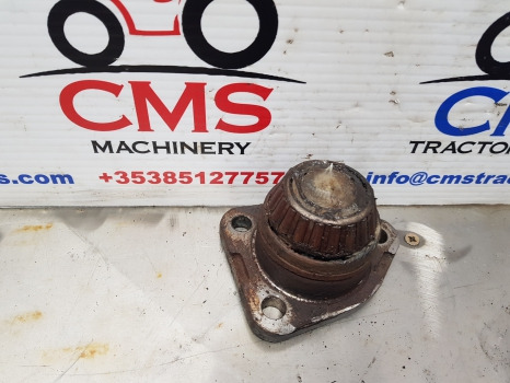 Massey Ferguson 5612, 5712 Front Axle King Pin Acv0080620, 720.06.036.01 - Front axle: picture 2 Massey Ferguson 5612, 5712 Front Axle King Pin Acv0080620, 720.06.036.01 - Front axle: picture 2